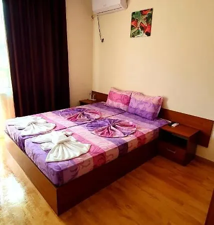 Natali Πανσιόν 2*