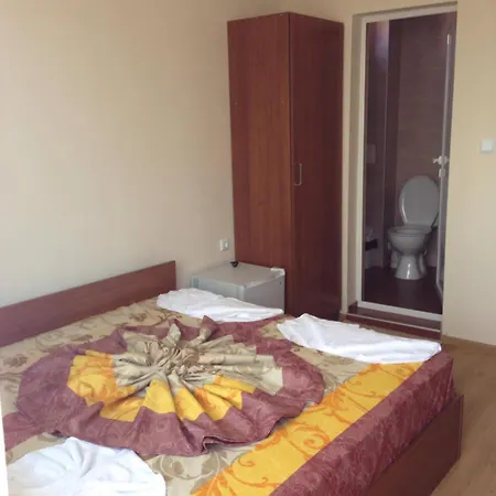 натали Приморско