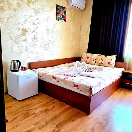 натали Къща за гости