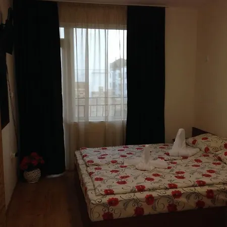 Къща за гости натали