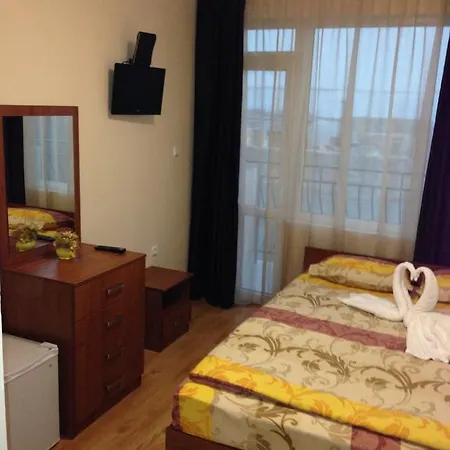 натали Къща за гости