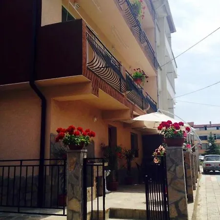 натали Приморско