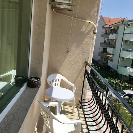 натали Къща за гости